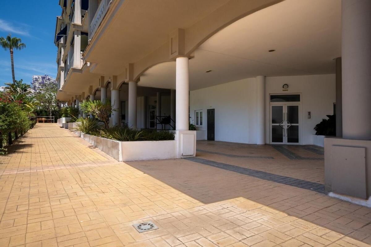 Penthouse With Sea Views Los Alamos Torremolinos Bagian luar foto