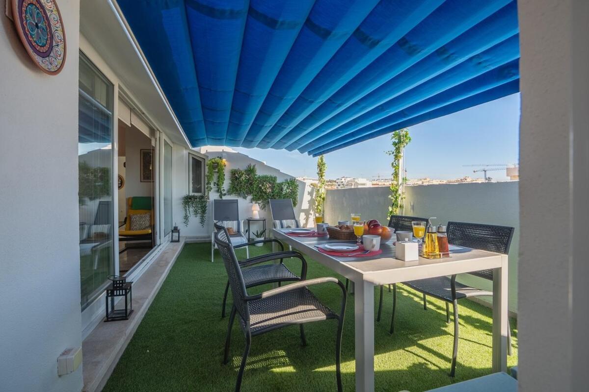 Penthouse With Sea Views Los Alamos Torremolinos Bagian luar foto