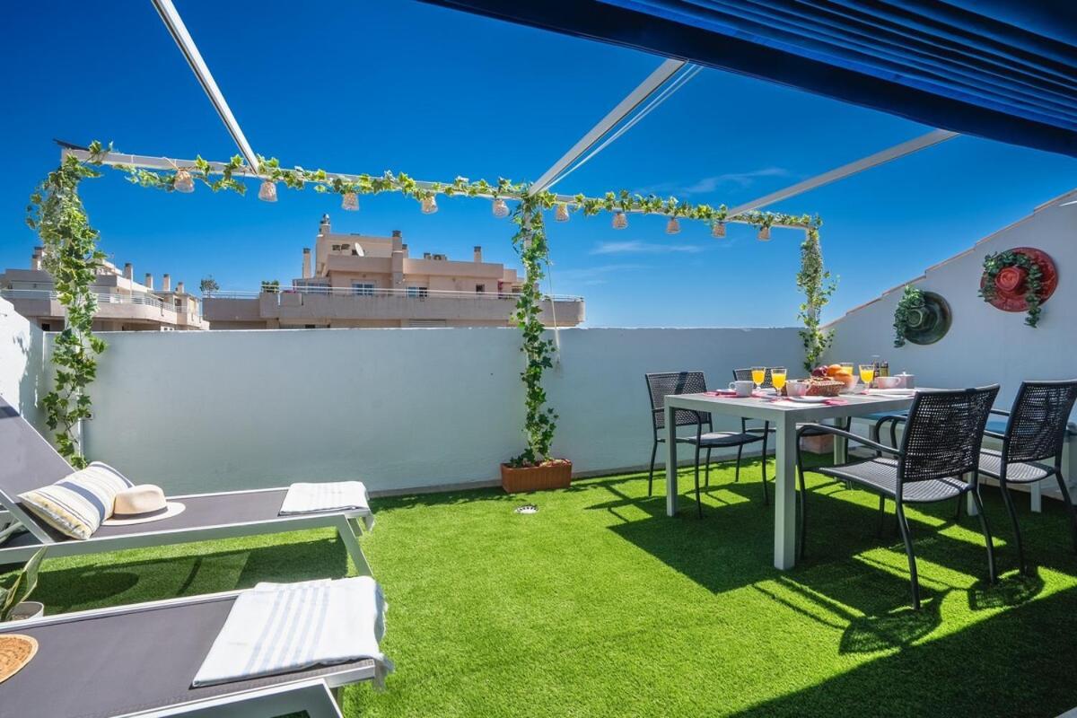 Penthouse With Sea Views Los Alamos Torremolinos Bagian luar foto